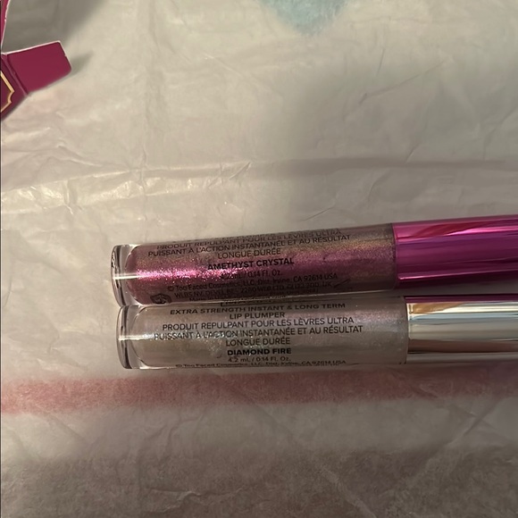 Too Faced Lip Injection Power Plumping Lip Gloss Duo - Pink and Silver - Picture 3 of 3